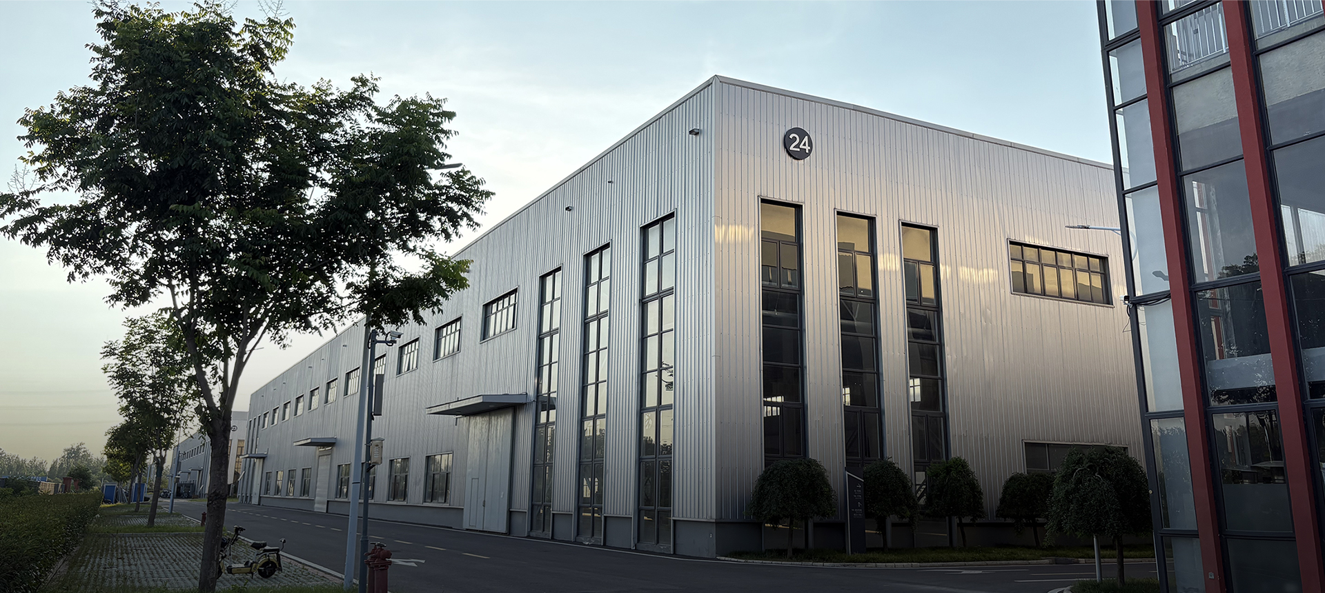 factory_01.jpg